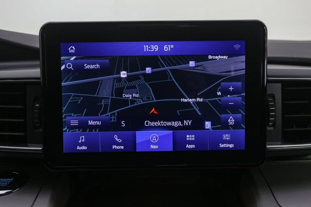 Used 2023 Ford Explorer XLT w/ Equipment Group 202A AWD/4WD image 23