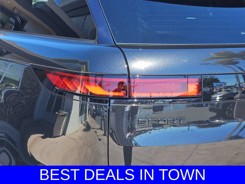 Used 2023 Land Rover Range Rover Sport SE AWD/4WD image 41