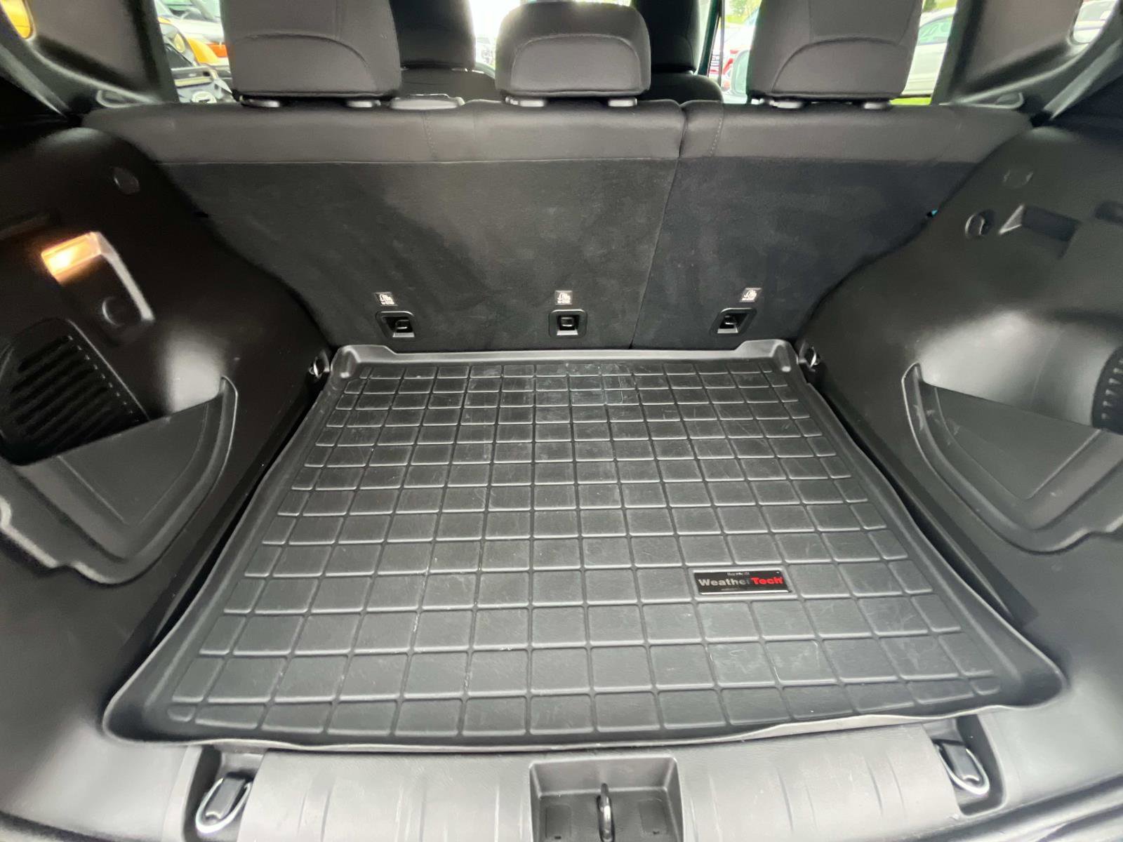 Used 2021 Jeep Renegade Latitude image 10