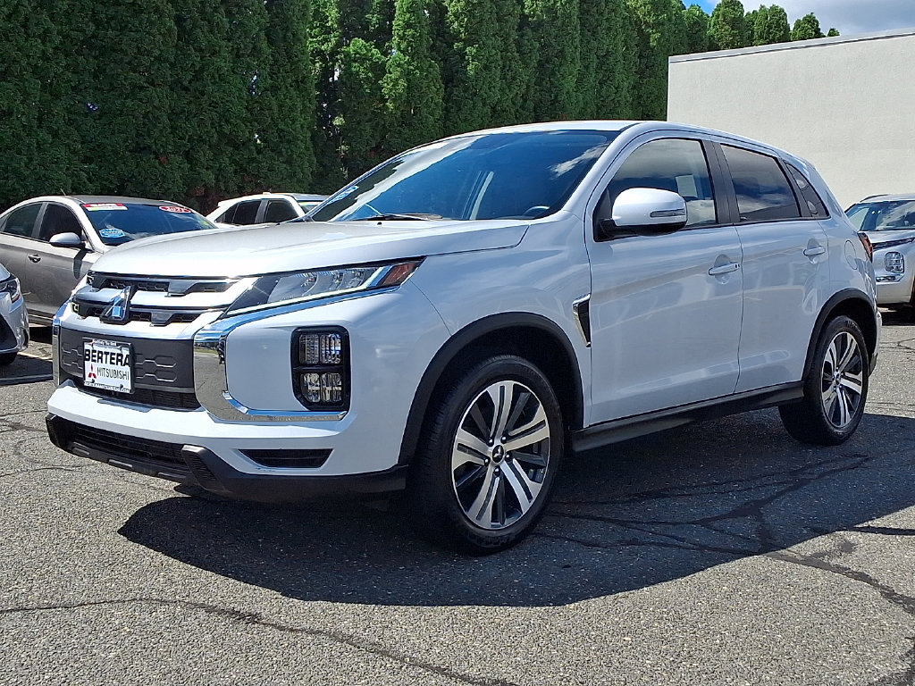 Used 2024 Mitsubishi Outlander Sport ES AWD/4WD image 3