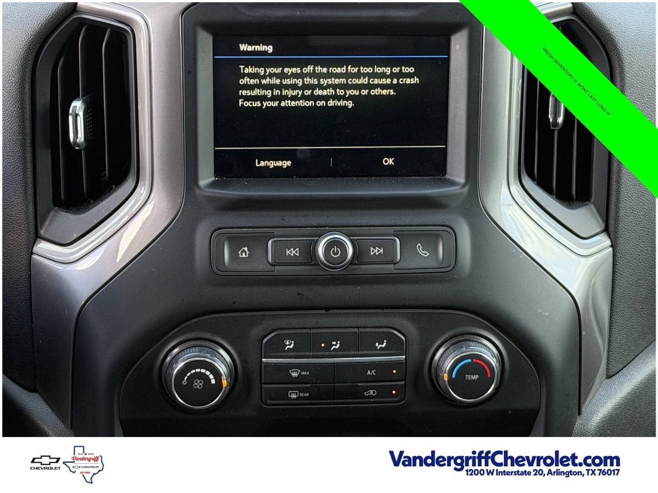 Used 2019 Chevrolet Silverado 1500 Custom w/ Custom Value Package AWD/4WD image 16