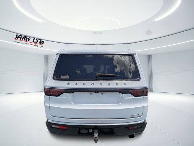 Certified 2023 Jeep Wagoneer Series III w/ Convenience Group I RWD image 4