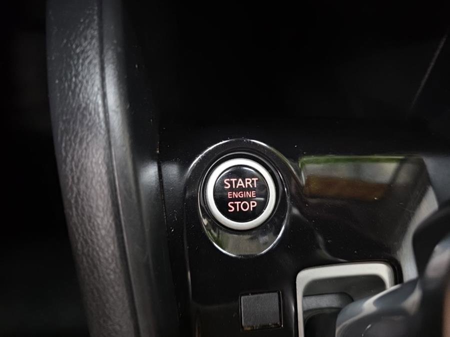 Used 2021 Nissan Versa SV image 19