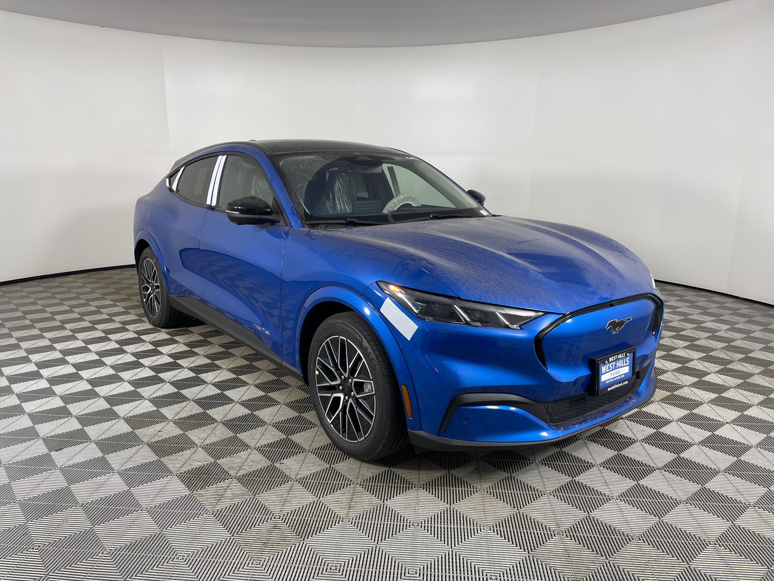 New 2026 Ford Mustang Mach-E Premium image 7