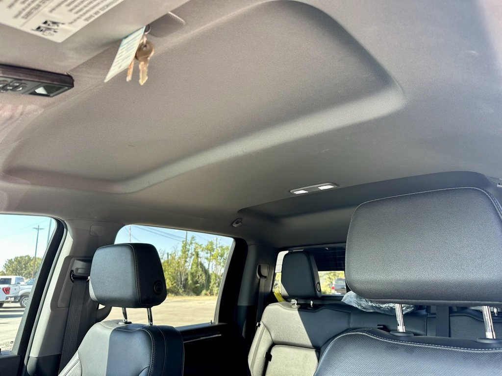 Used 2024 Chevrolet Silverado 3500 LTZ w/ LTZ Texas Edition image 25