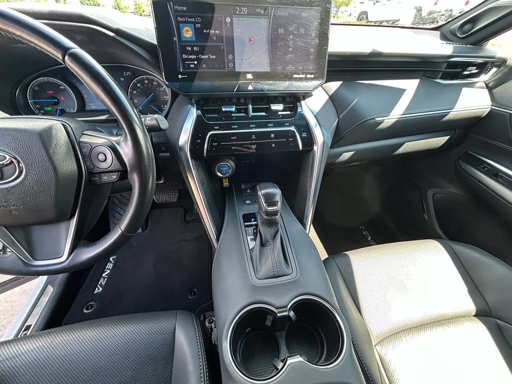 Used 2021 Toyota Venza XLE w/ Softex Package AWD/4WD image 19