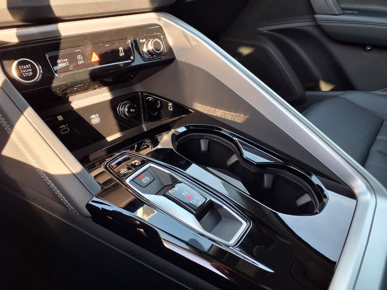 New 2025 Audi Q5 Premium image 18