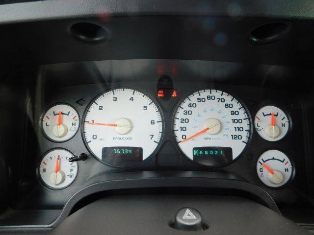 Used 2004 Dodge Ram 1500 Truck ST image 14