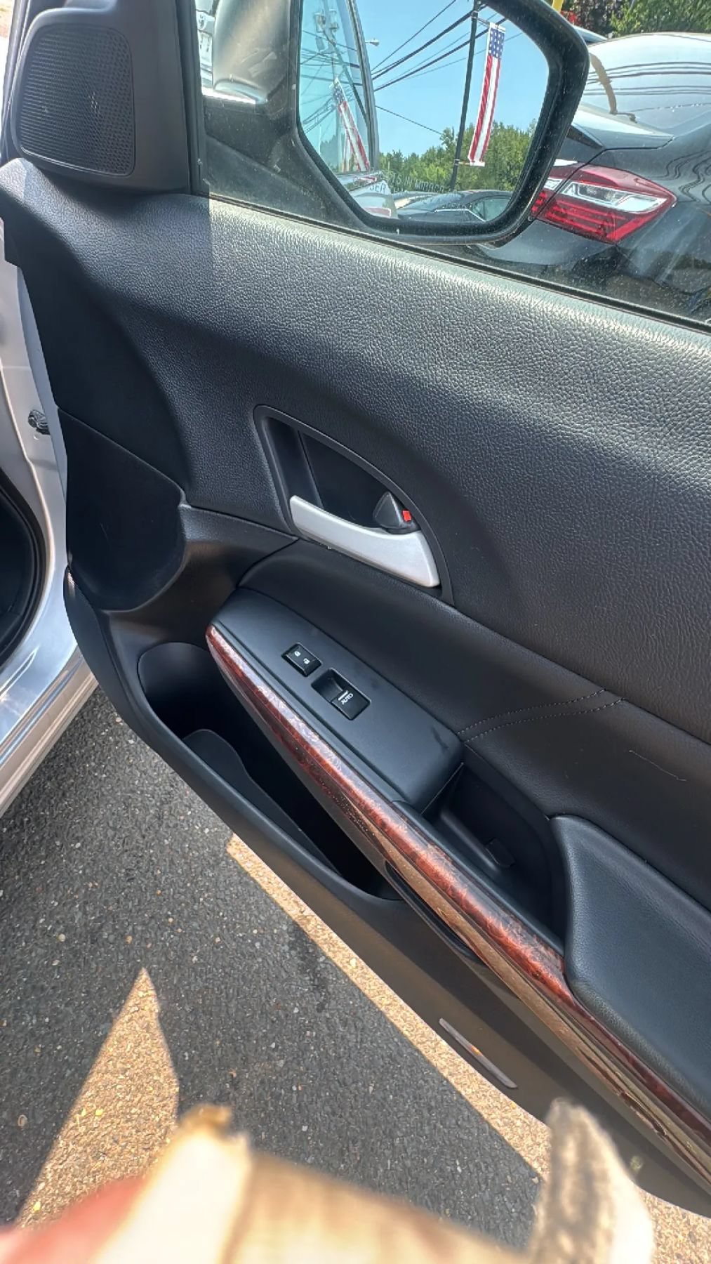 Used 2011 Honda Crosstour EX-L image 25