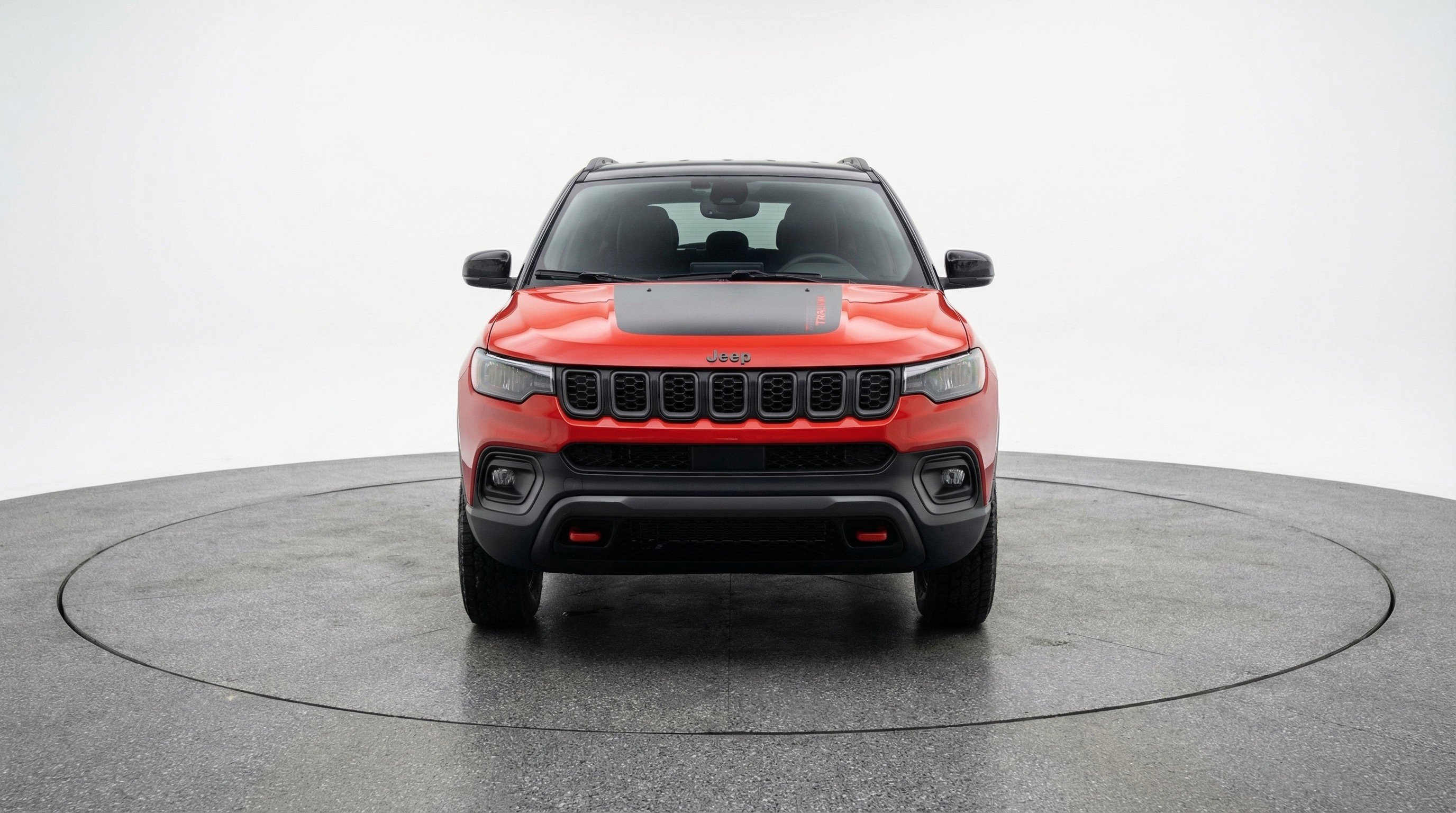 Used 2025 Jeep Compass Trailhawk image 2