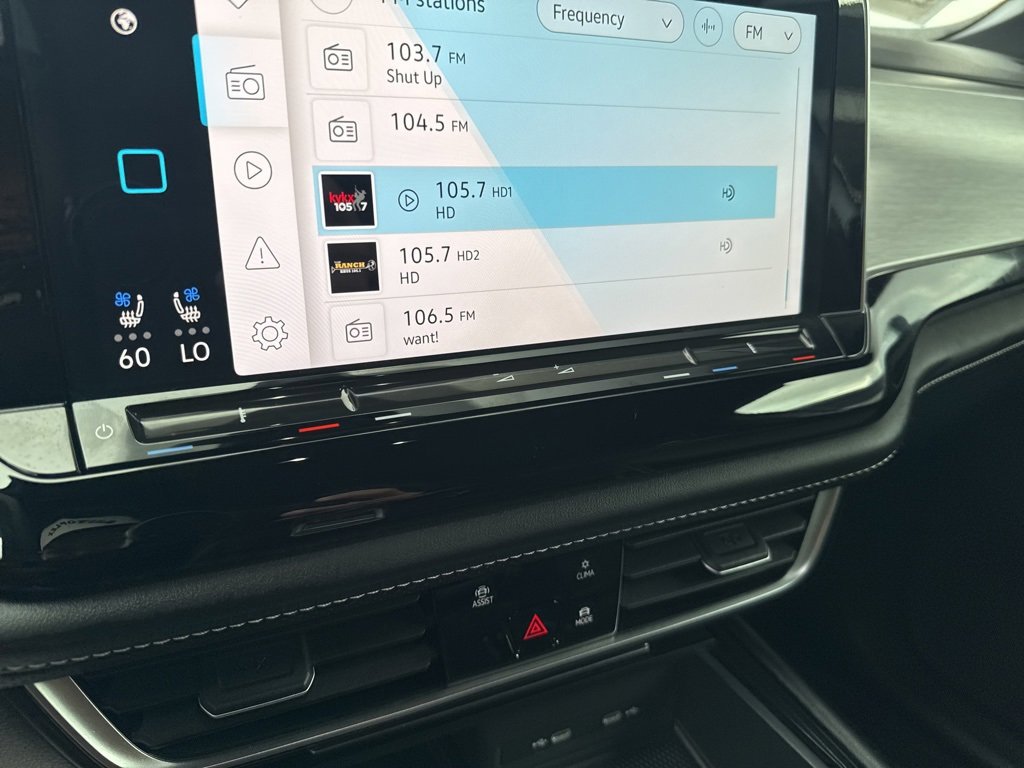 Used 2024 Volkswagen Atlas Cross Sport SE image 26