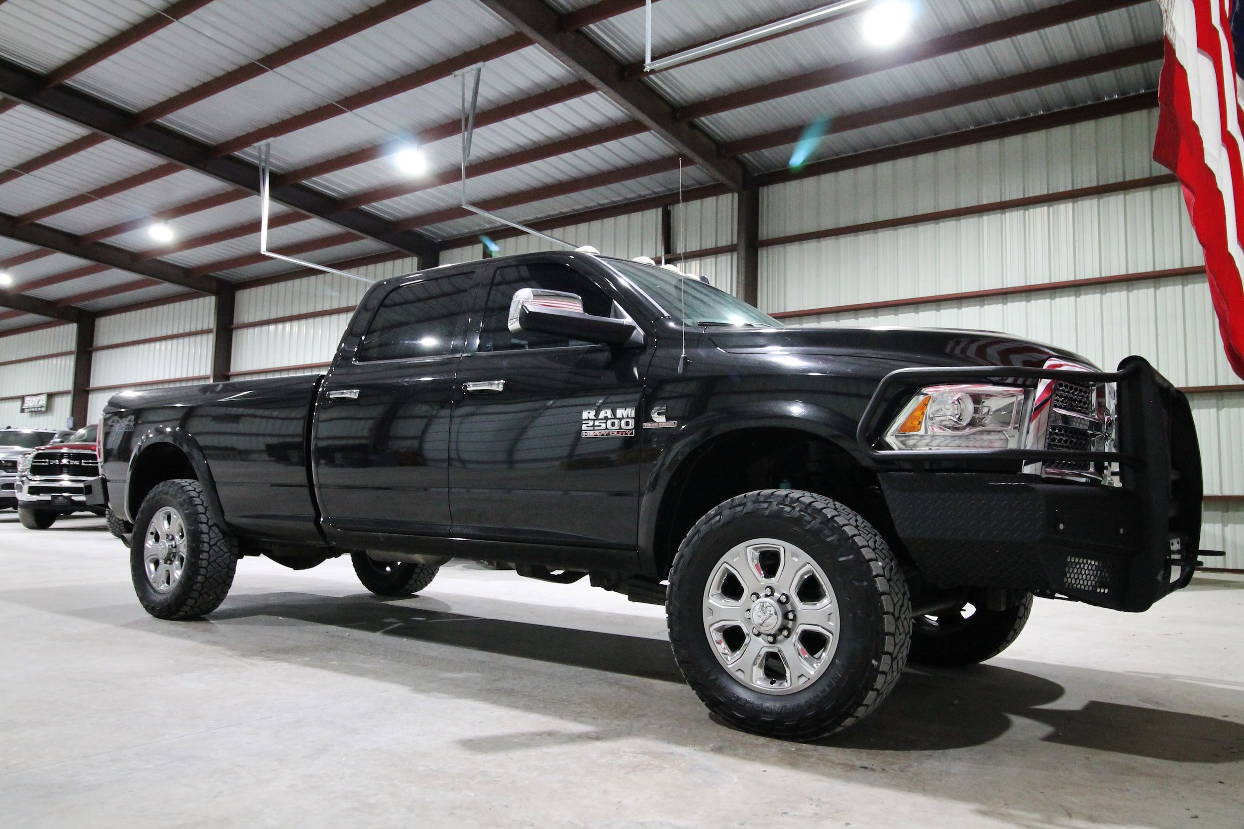 Used 2017 RAM 2500 Laramie w/ Convenience Group AWD/4WD image 17