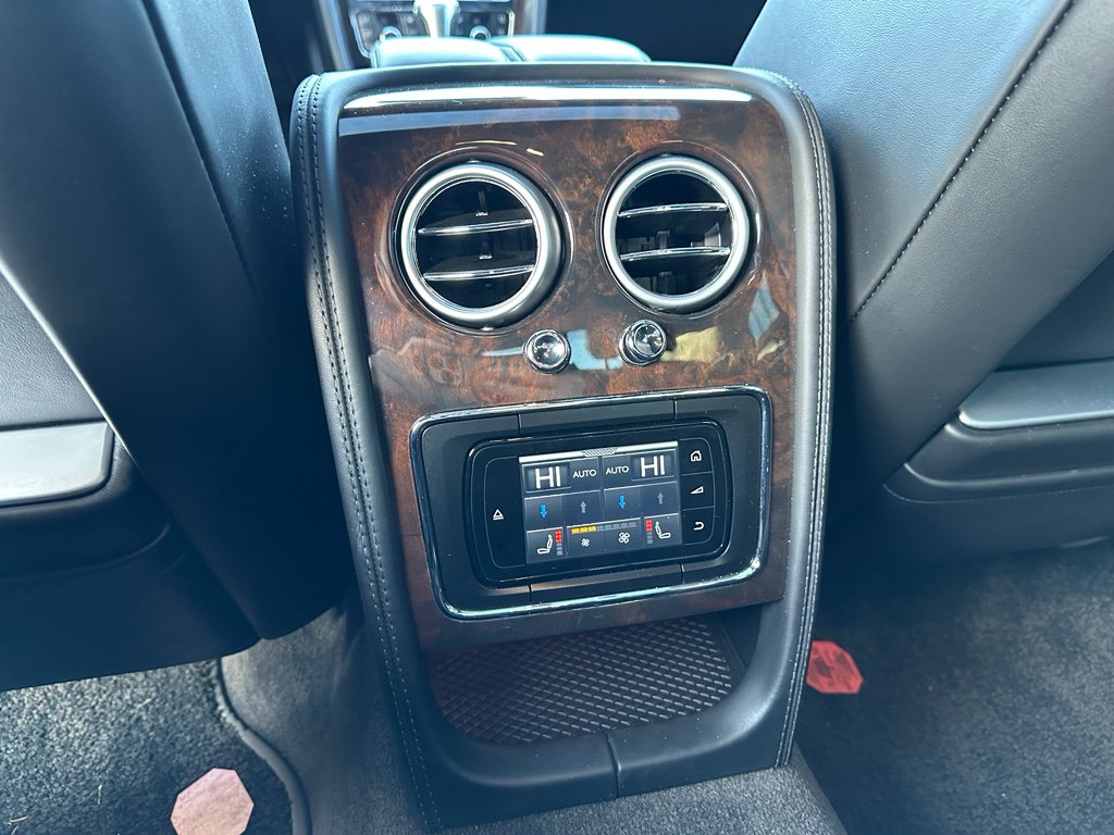 Used 2014 Bentley Flying Spur W12 image 30
