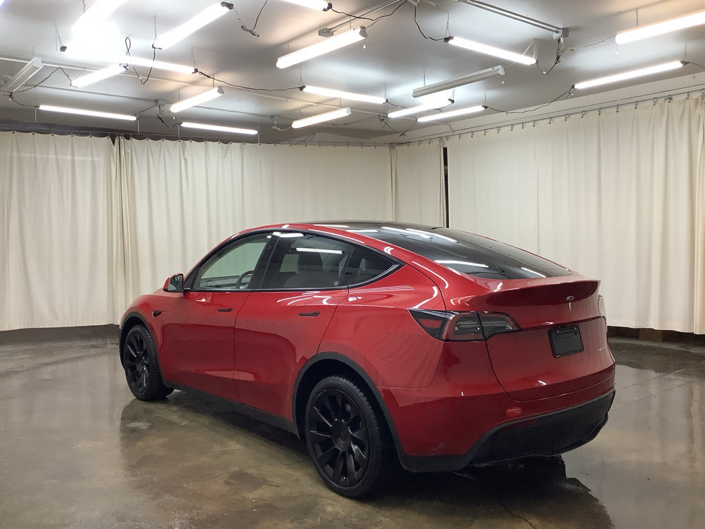 Used 2023 Tesla Model Y Long Range AWD/4WD image 8