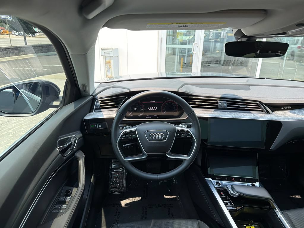 Used 2024 Audi Q8 e-tron Premium Plus w/ Premium Plus Package AWD/4WD image 14