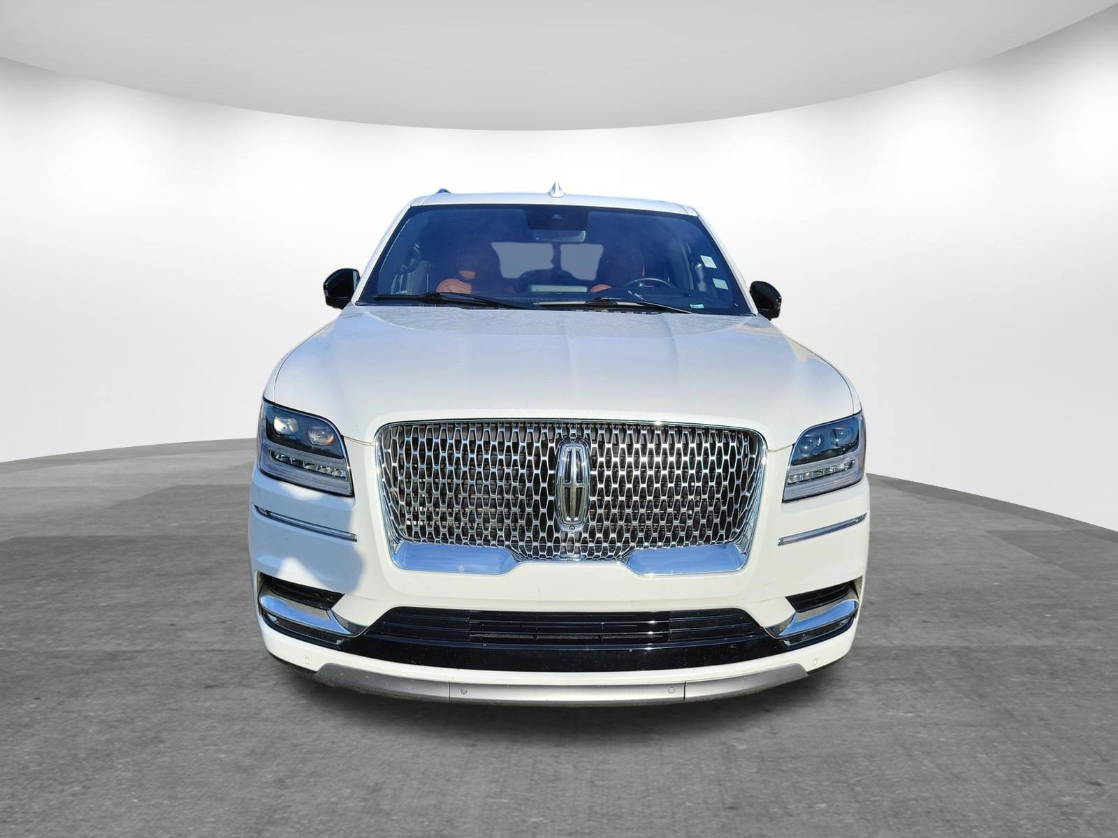 Used 2020 Lincoln Navigator Reserve w/ Luxury Package AWD/4WD image 2