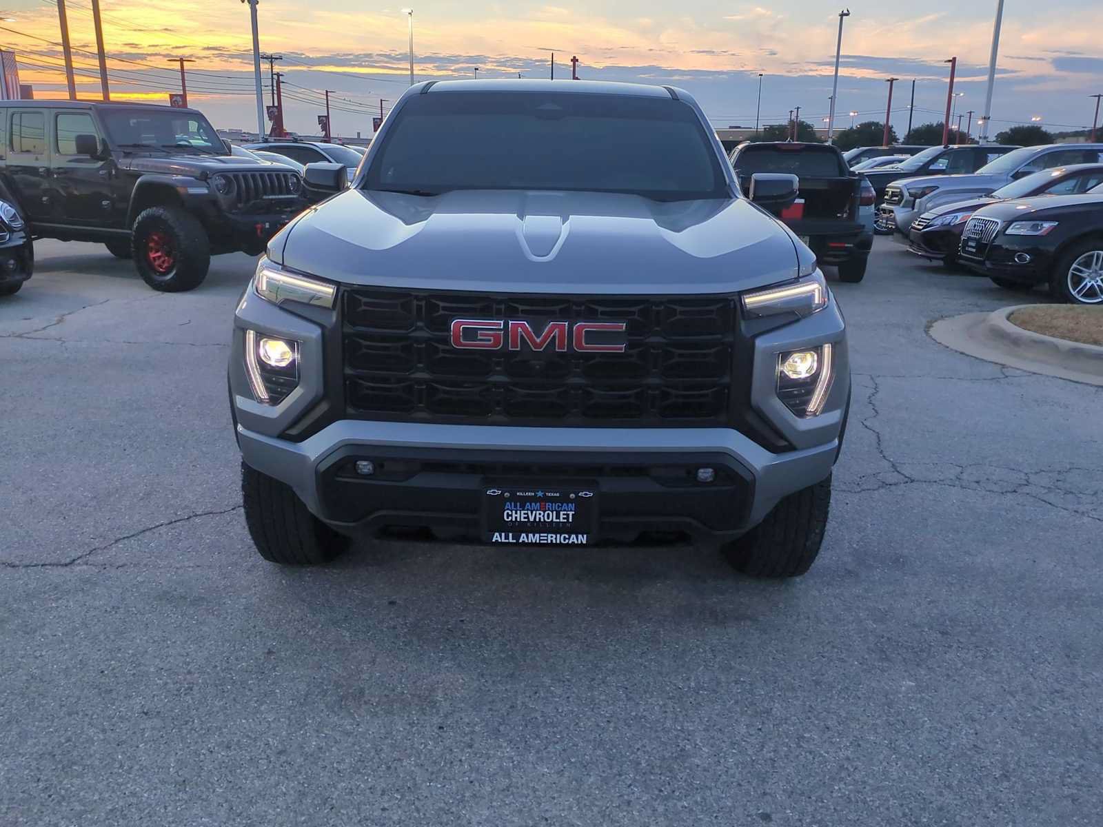 Used 2025 GMC Canyon Elevation w/ Convenience Package AWD/4WD image 4