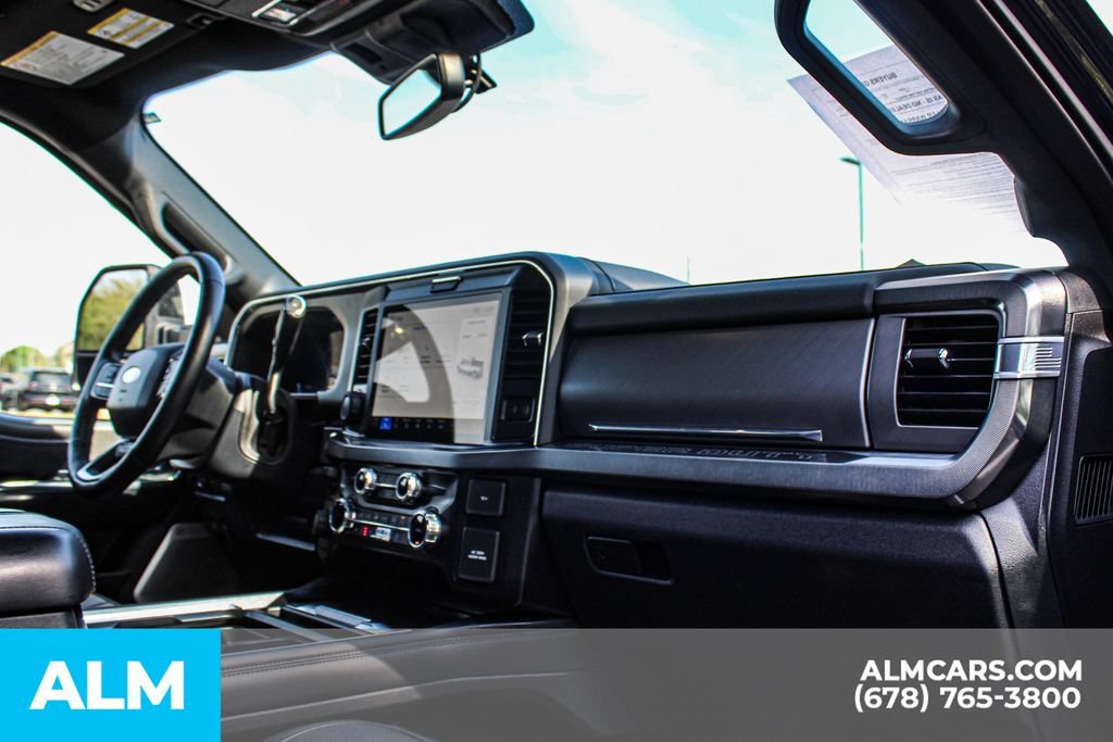 Used 2025 Ford F350 Platinum AWD/4WD image 21