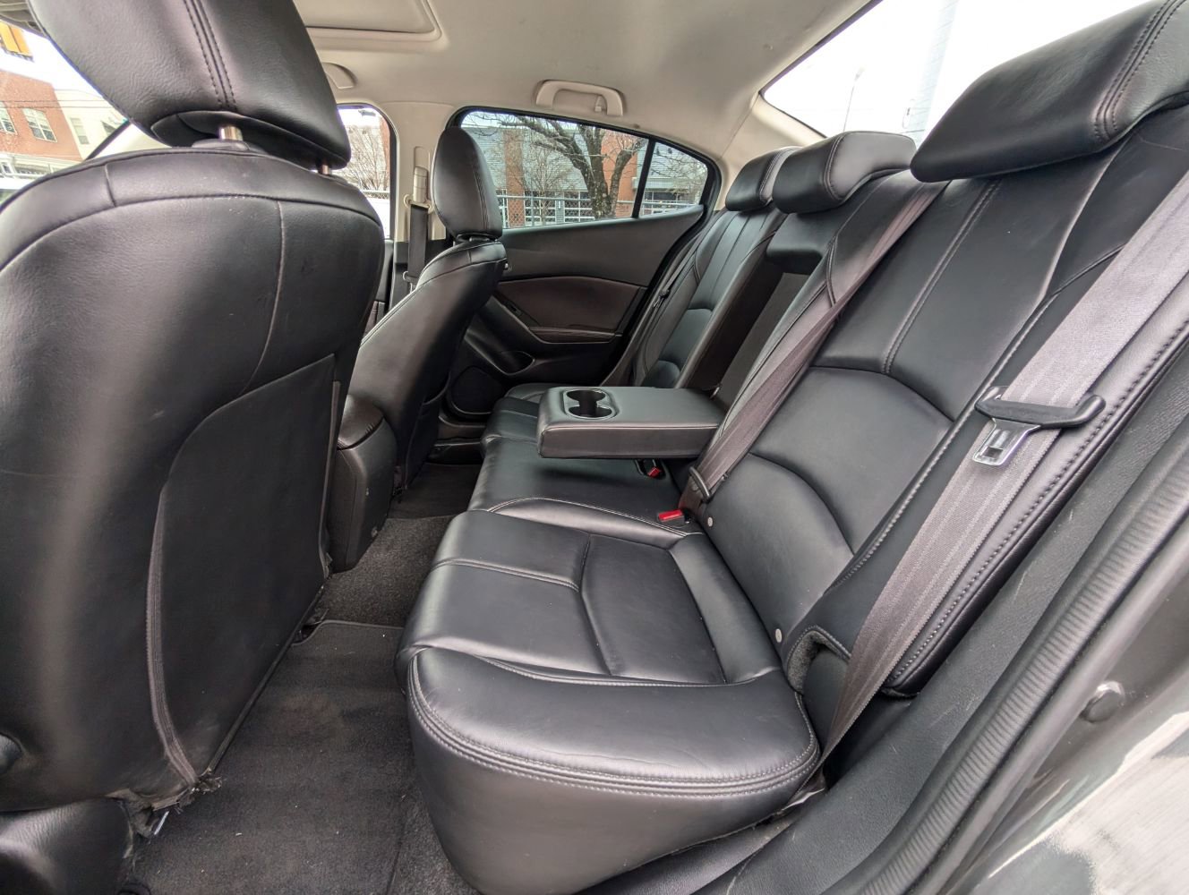 Used 2017 MAZDA MAZDA3 Touring w/ Popular Equipment Package FWD image 17