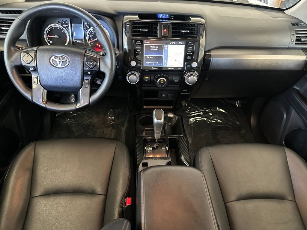 Used 2022 Toyota 4Runner TRD Off-Road Premium AWD/4WD image 12