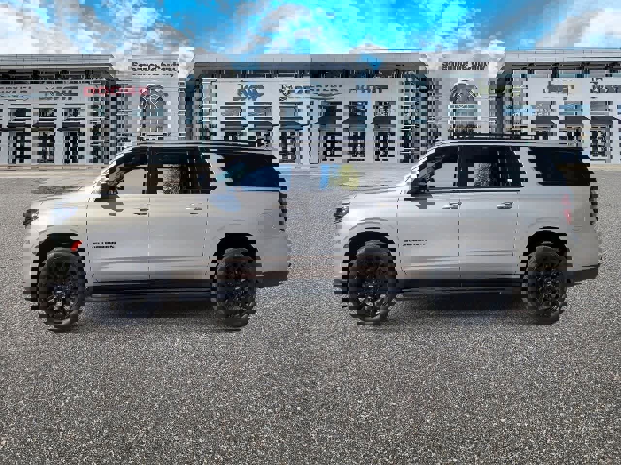 Used 2021 Chevrolet Suburban RST image 5