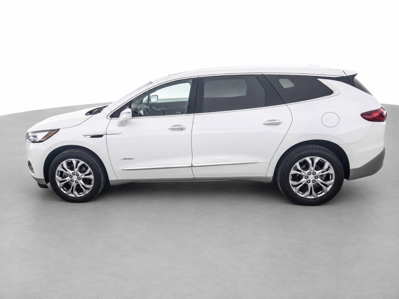 Used 2019 Buick Enclave Avenir w/ Avenir Technology Package AWD/4WD image 8