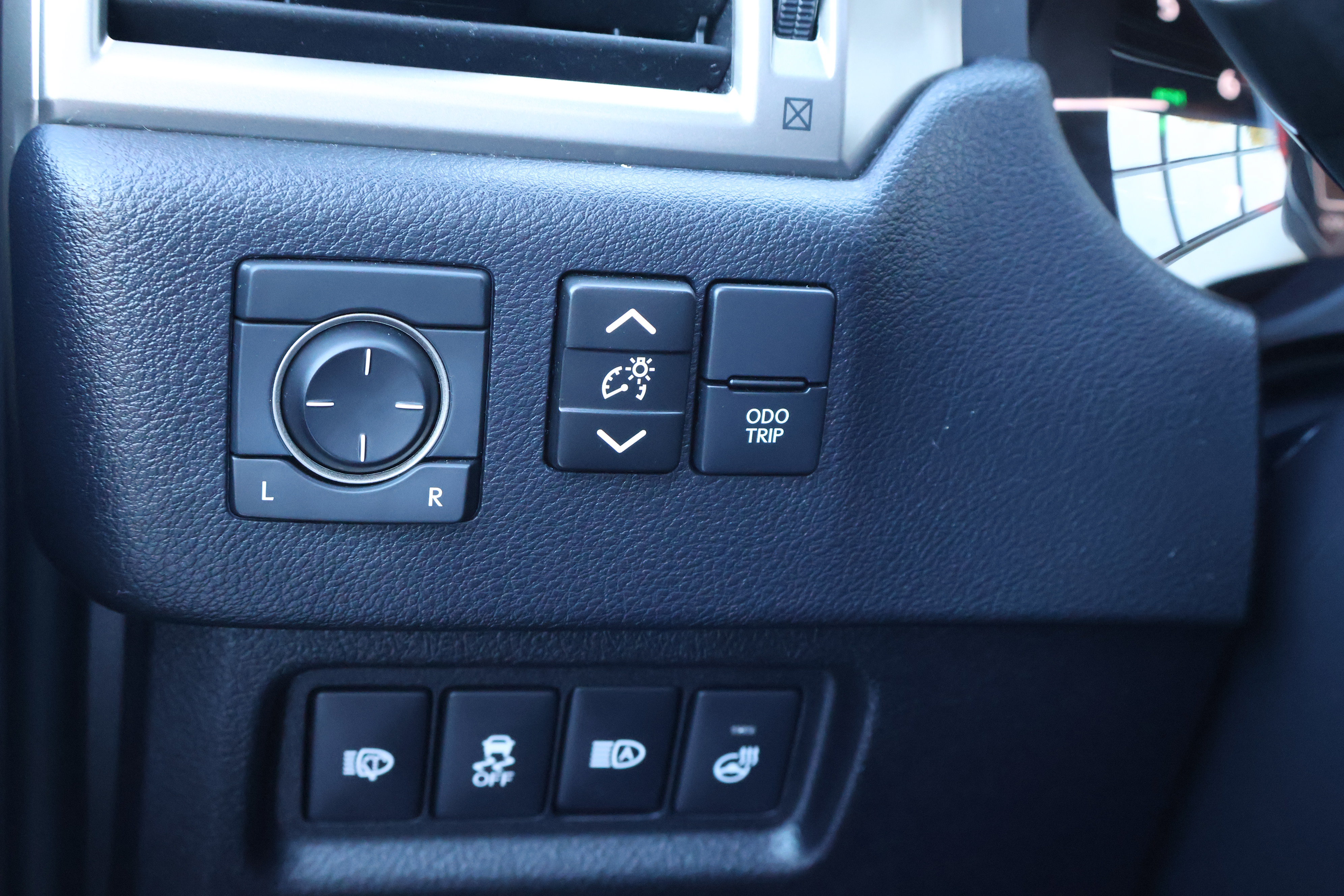 Used 2021 Lexus GX 460 Premium w/ Premium Package AWD/4WD image 36