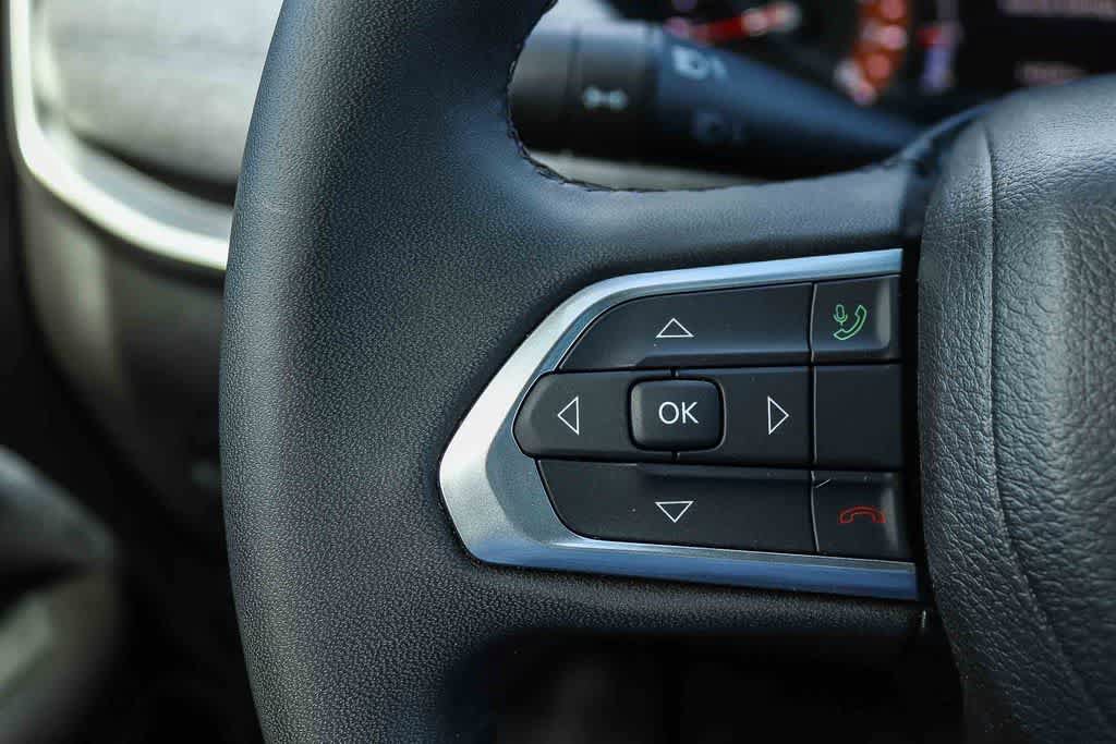 Used 2023 Jeep Compass Latitude AWD/4WD image 22