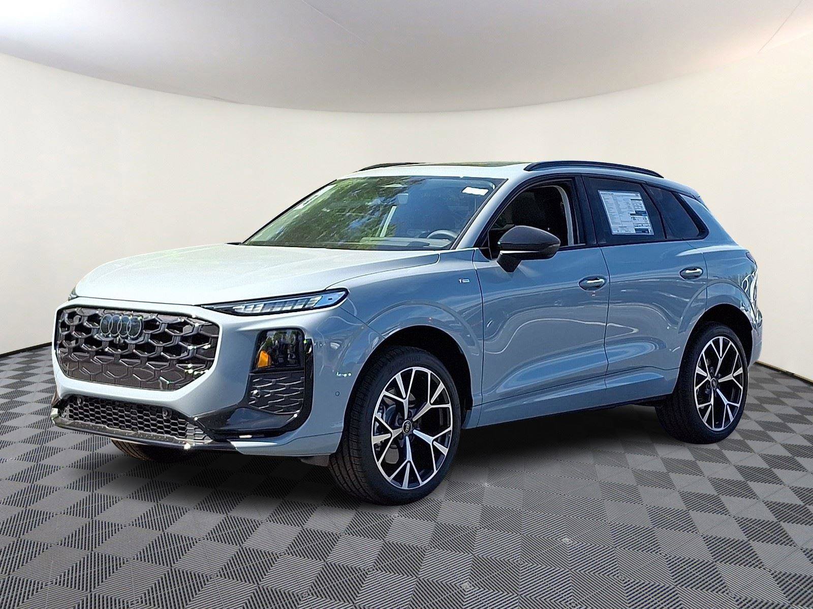 New 2026 Audi Q3 quattro 2.0T image 3