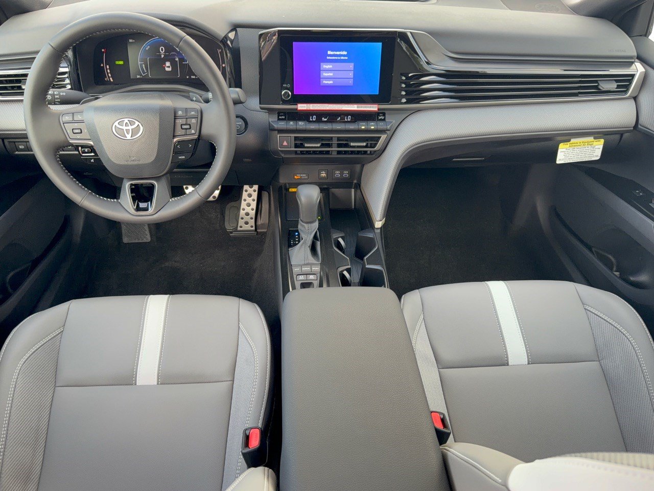Used 2026 Toyota Camry SE FWD image 17