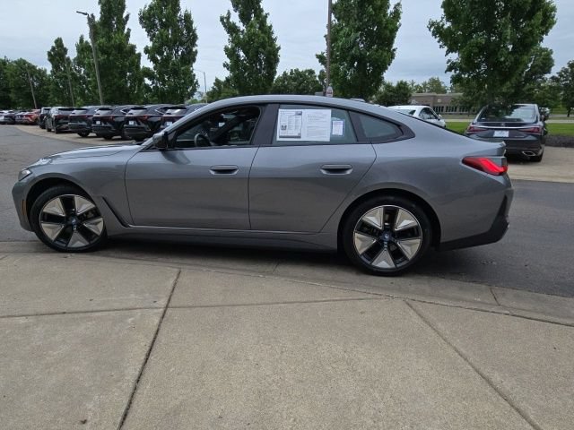 Used 2023 BMW i4 eDrive40 RWD image 5