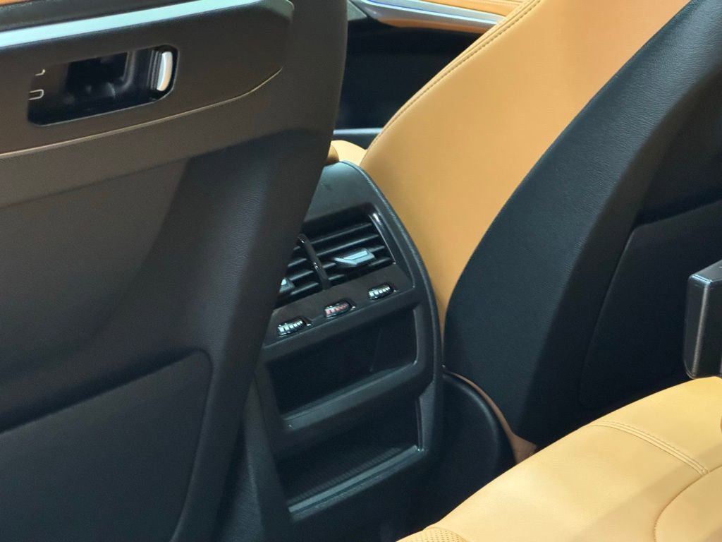 Certified 2024 BMW X5 xDrive40i w/ Premium Package image 21