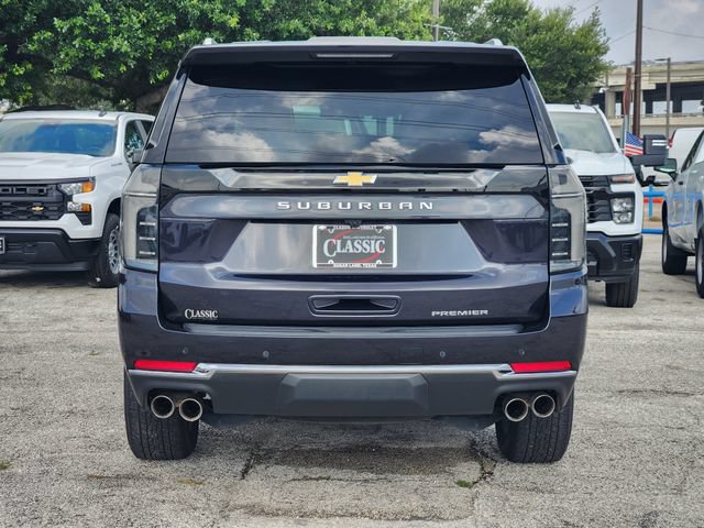 Certified 2025 Chevrolet Suburban Premier RWD image 6