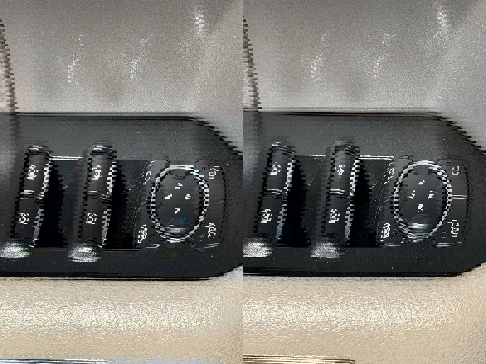 Used 2019 Ford Expedition Limited w/ Equipment Group 302A RWD image 11