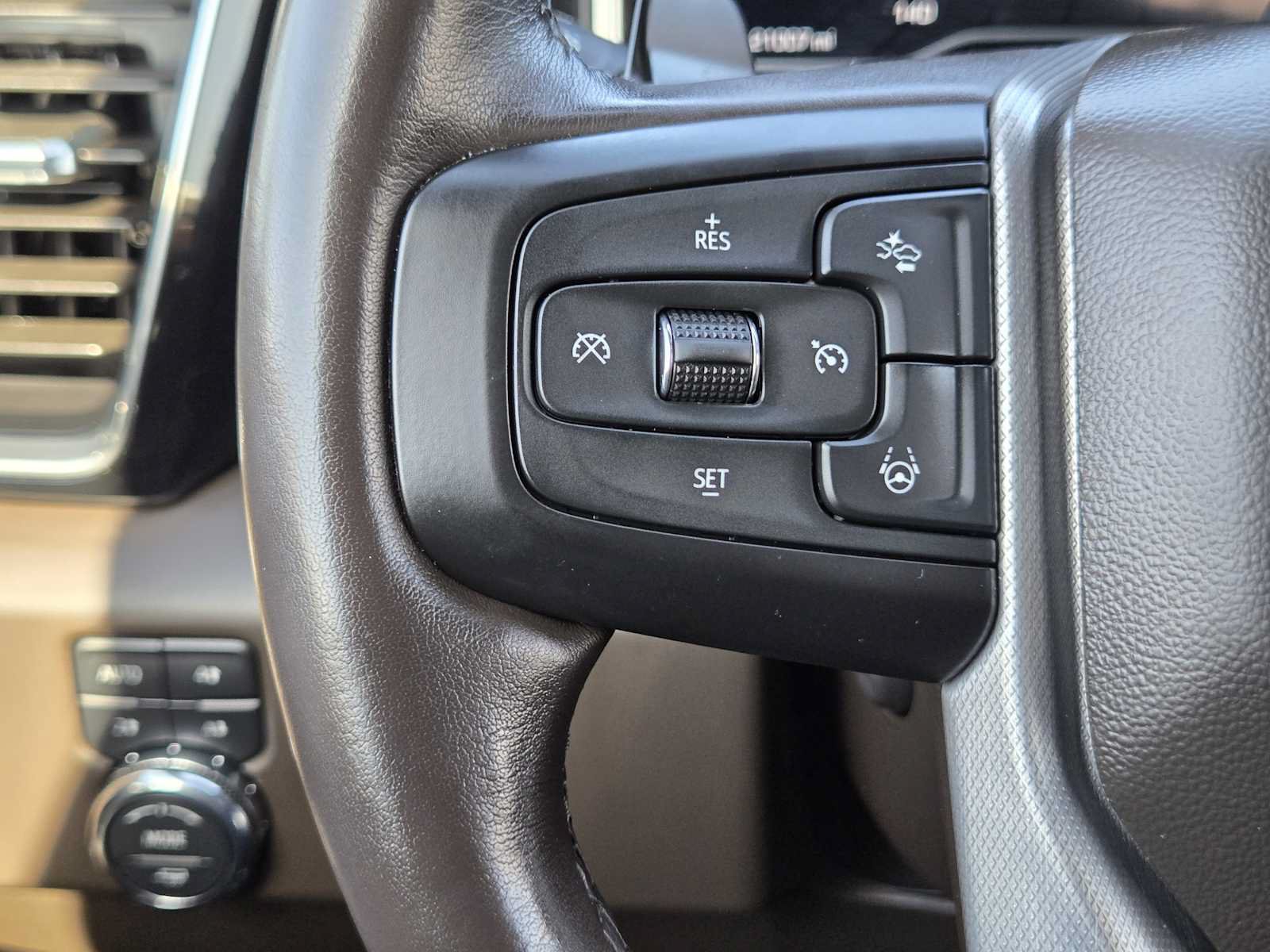 Certified 2024 GMC Sierra 1500 Denali AWD/4WD image 27