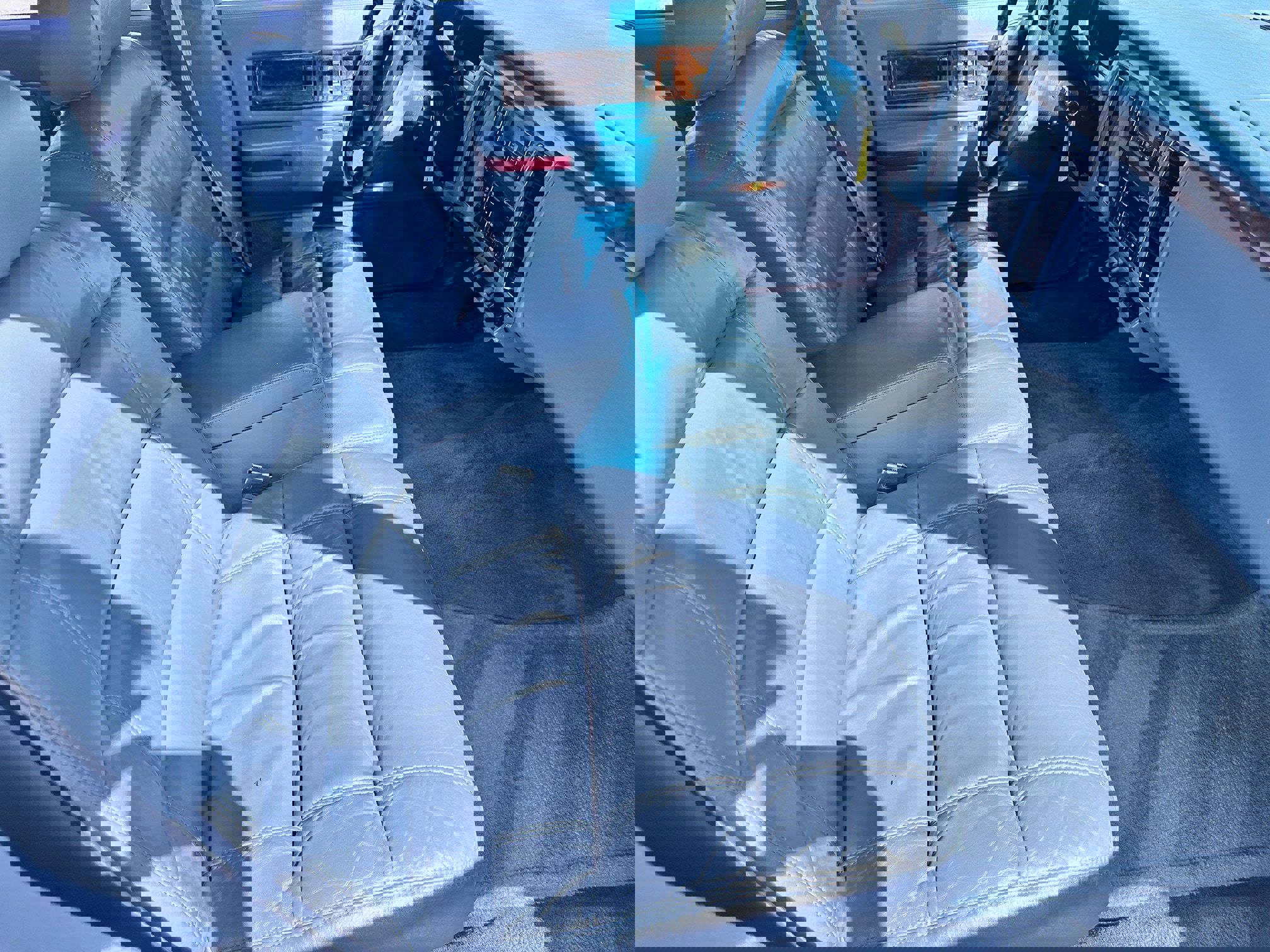 Used 1996 Cadillac Fleetwood Brougham image 11