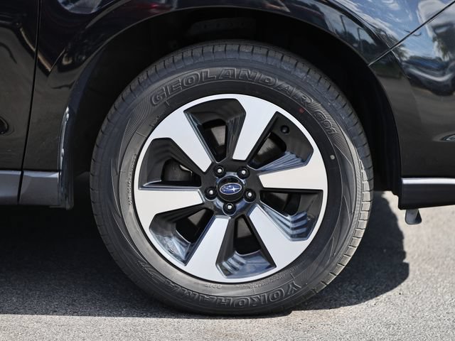 Used 2017 Subaru Forester 2.5i Premium w/ All-Weather Package AWD/4WD image 5