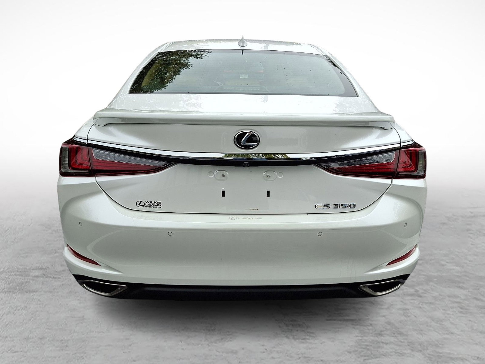 Certified 2022 Lexus ES 350 w/ Premium Package image 5