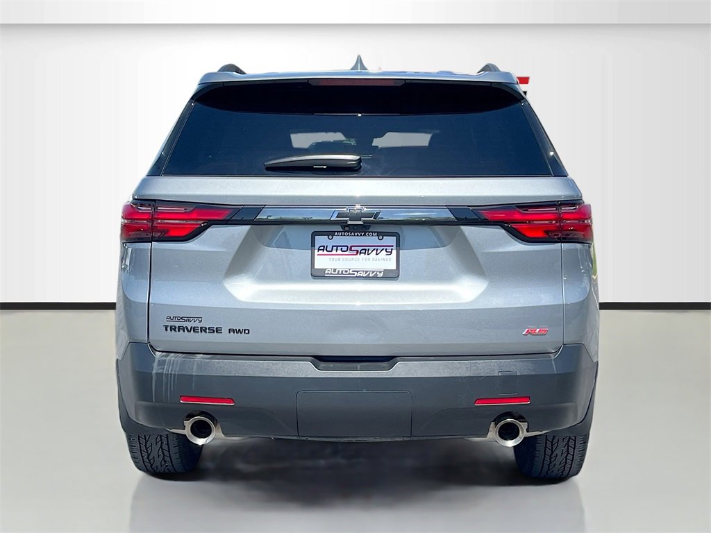 Used 2023 Chevrolet Traverse RS image 6