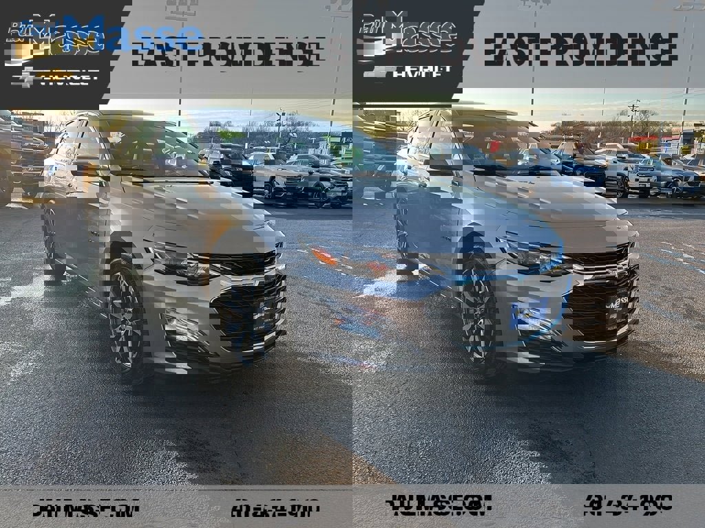 Used 2024 Chevrolet Malibu RS image 3