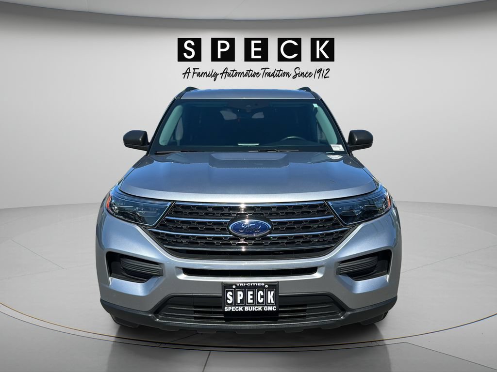 Used 2022 Ford Explorer XLT AWD/4WD image 8