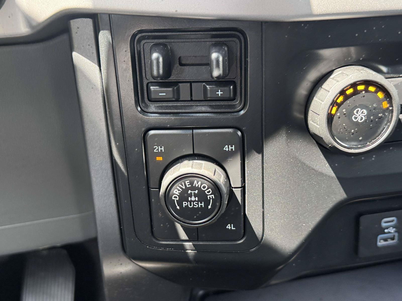 Used 2022 Ford F150 XLT AWD/4WD image 14