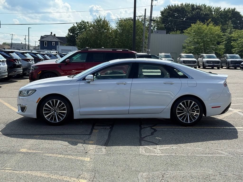 Used 2017 Lincoln MKZ Select w/ Select Plus Package AWD/4WD image 2