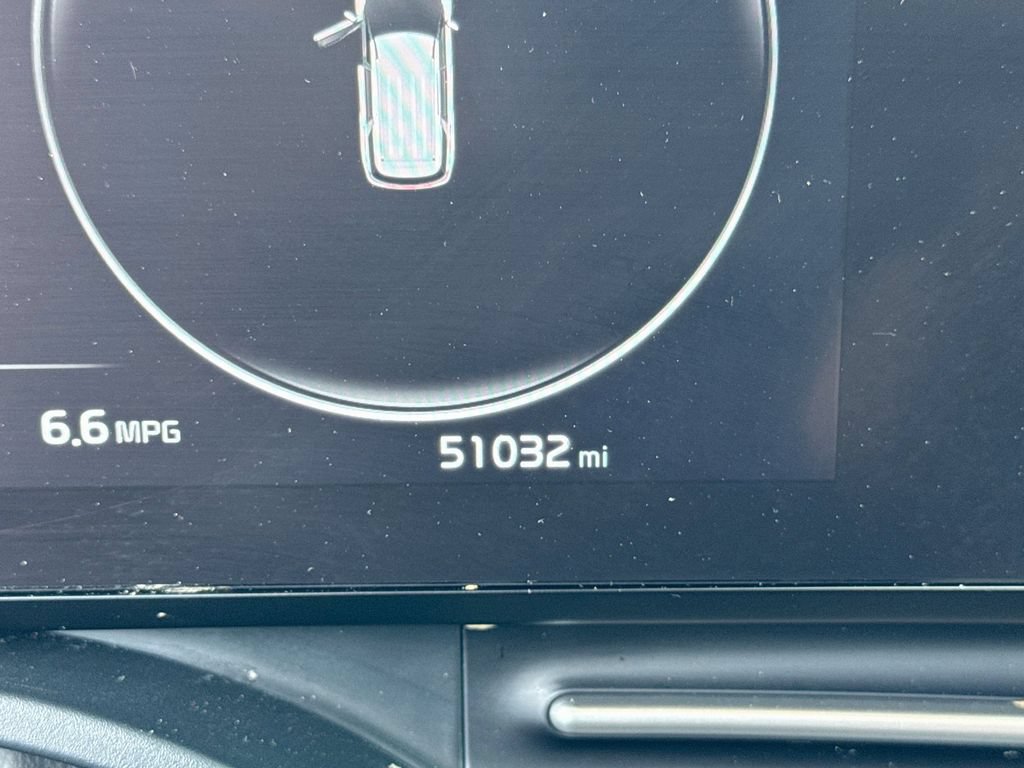 Certified 2023 Kia Carnival SX FWD image 15