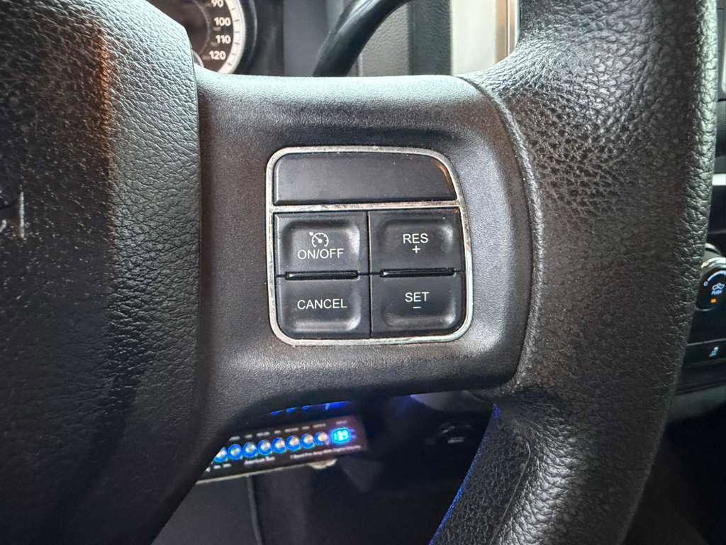 Used 2014 RAM 2500 SLT AWD/4WD image 12