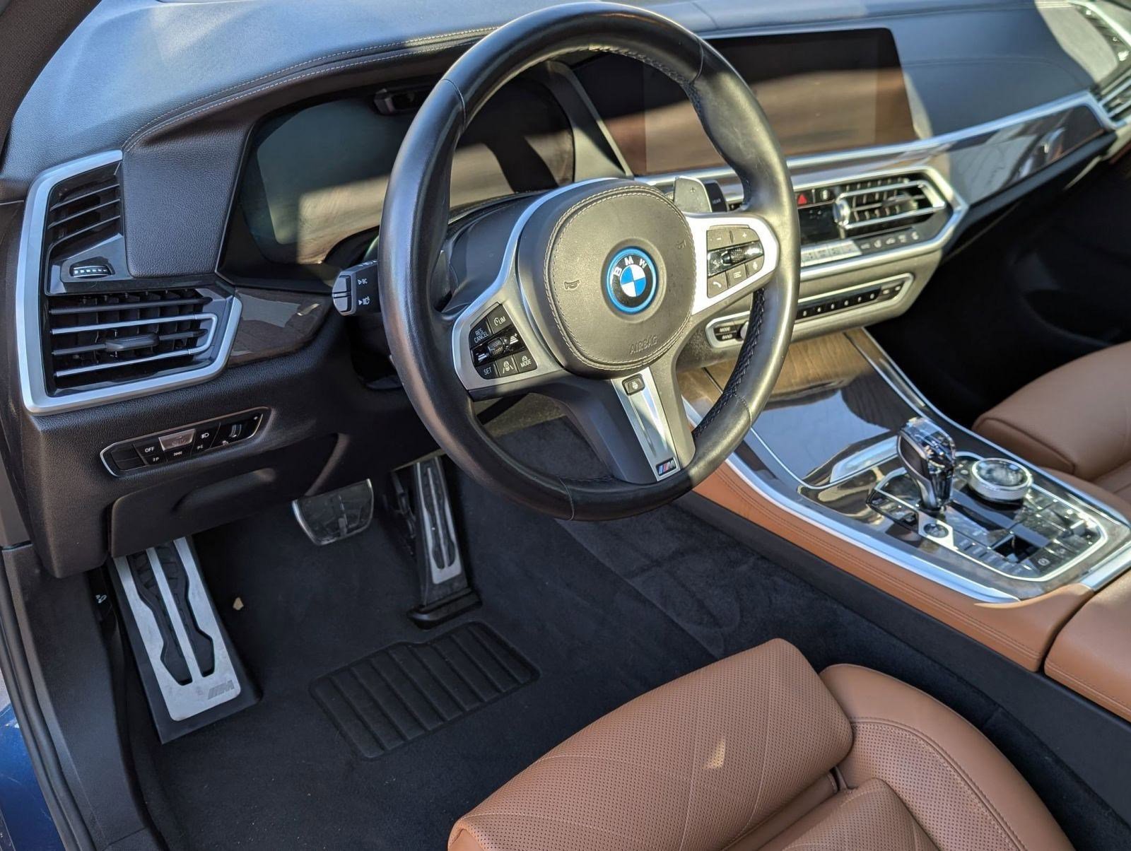 Certified 2023 BMW X5 xDrive45e image 4