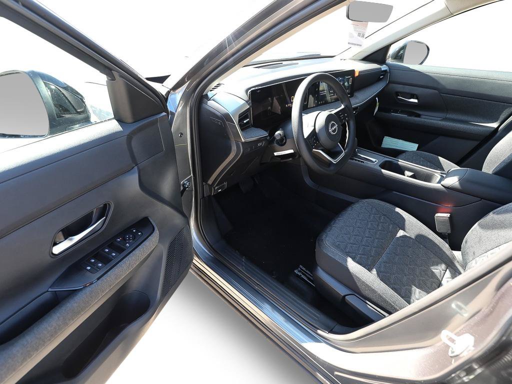 New 2026 Nissan Kicks SV w/ SV Premium Package AWD/4WD image 10
