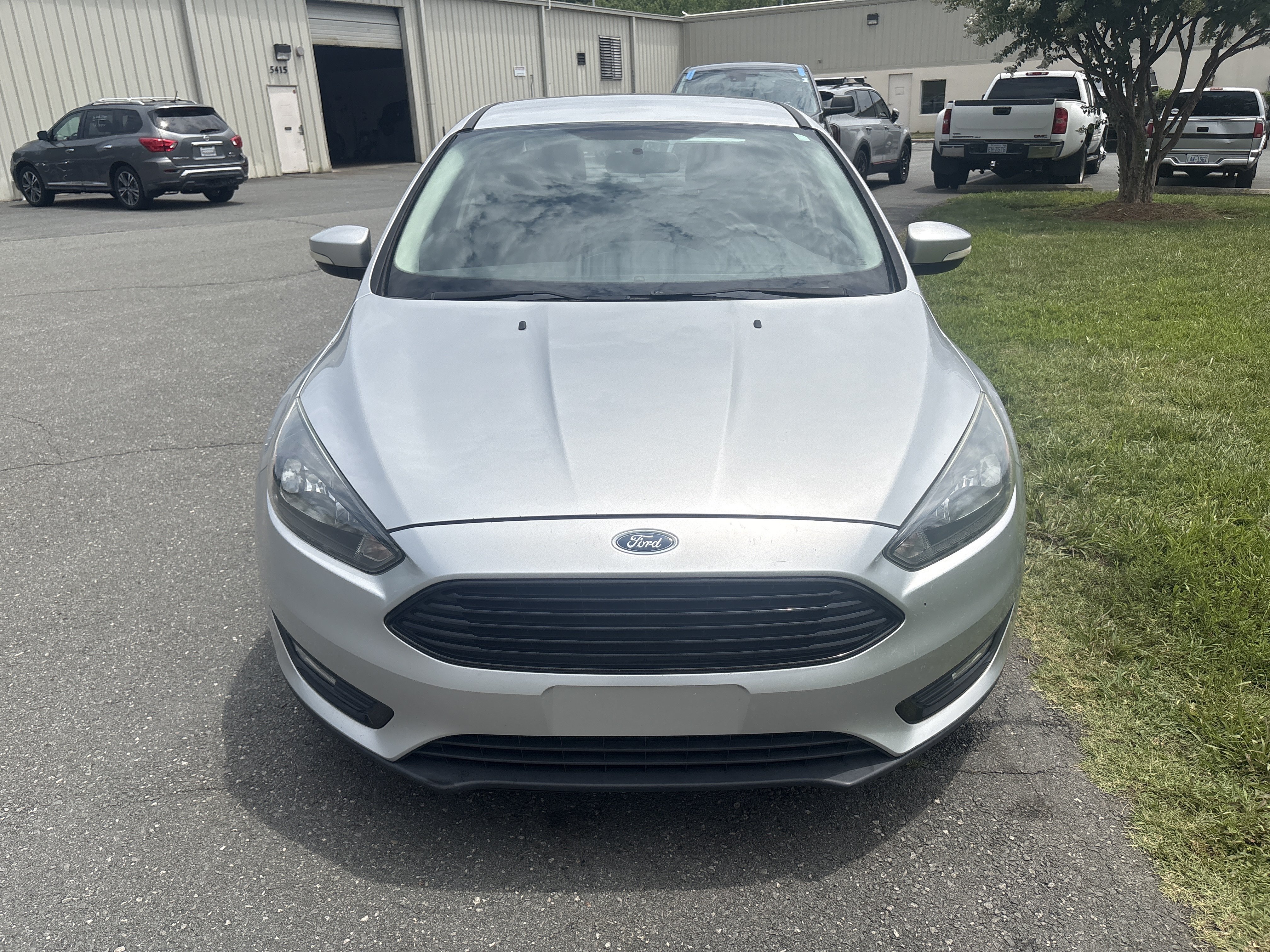 Used 2017 Ford Focus SE FWD image 9