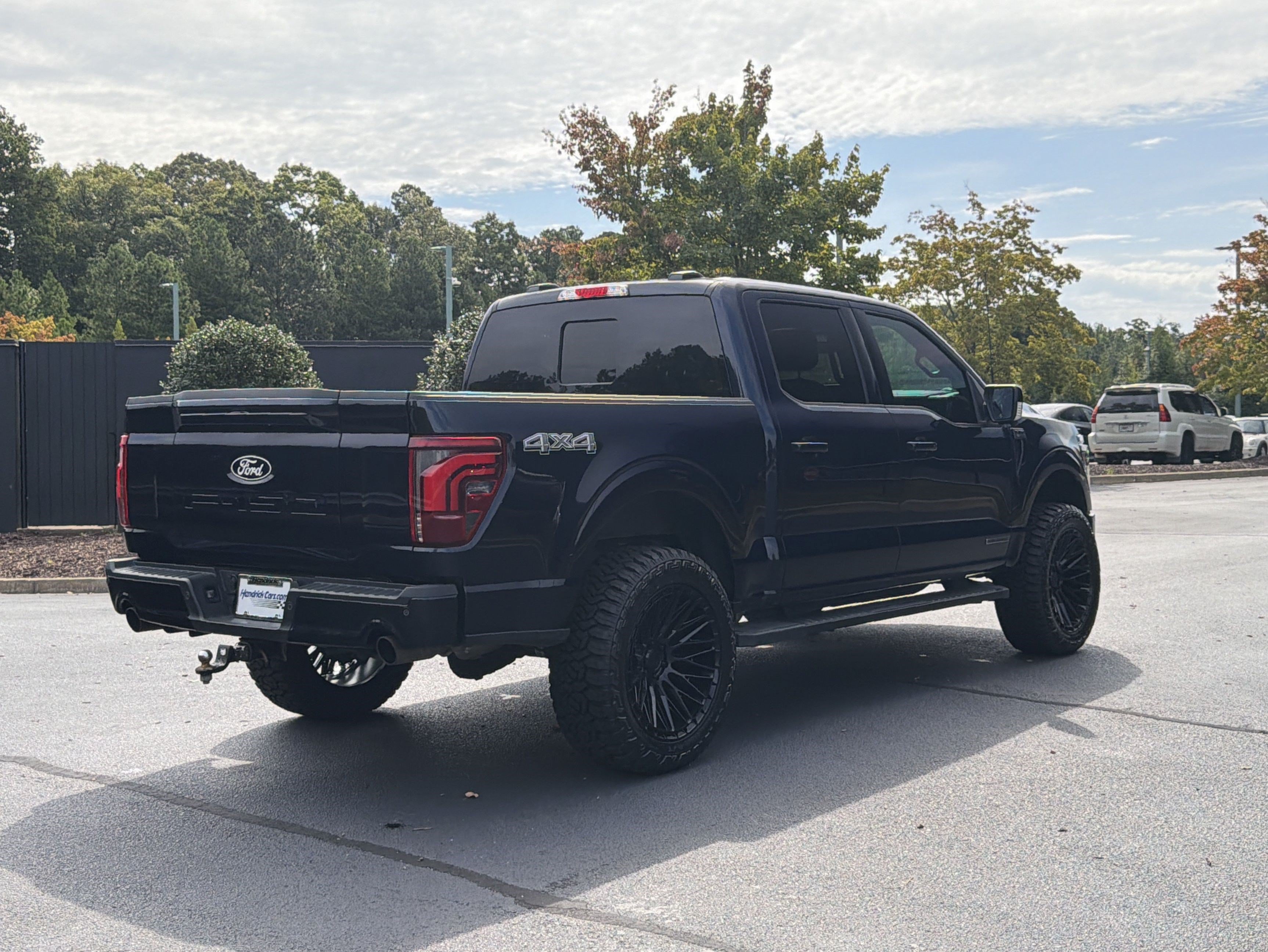 Used 2025 Ford F150 Lariat w/ Equipment Group 501A Mid AWD/4WD image 3