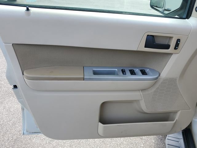 Used 2012 Ford Escape XLT image 18